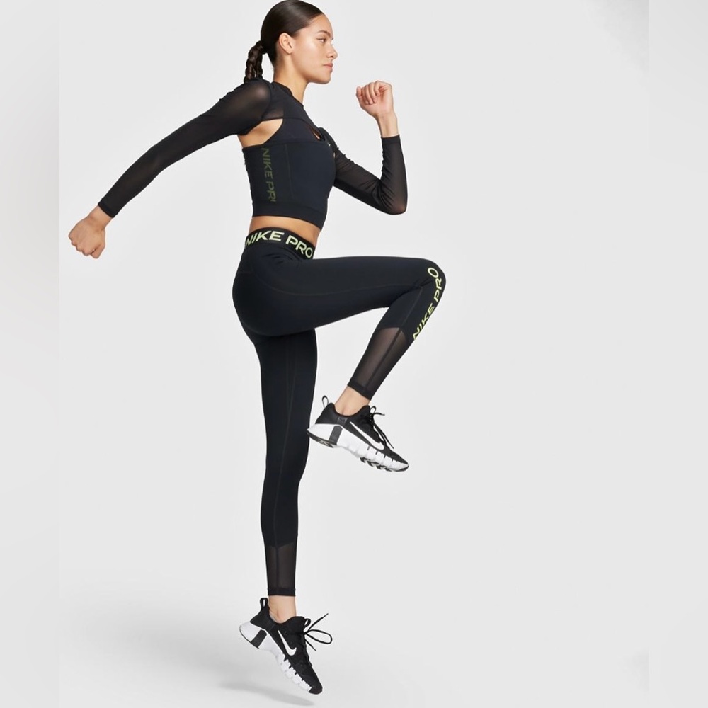 Women's Nike Pro LS cropped Training Top XL